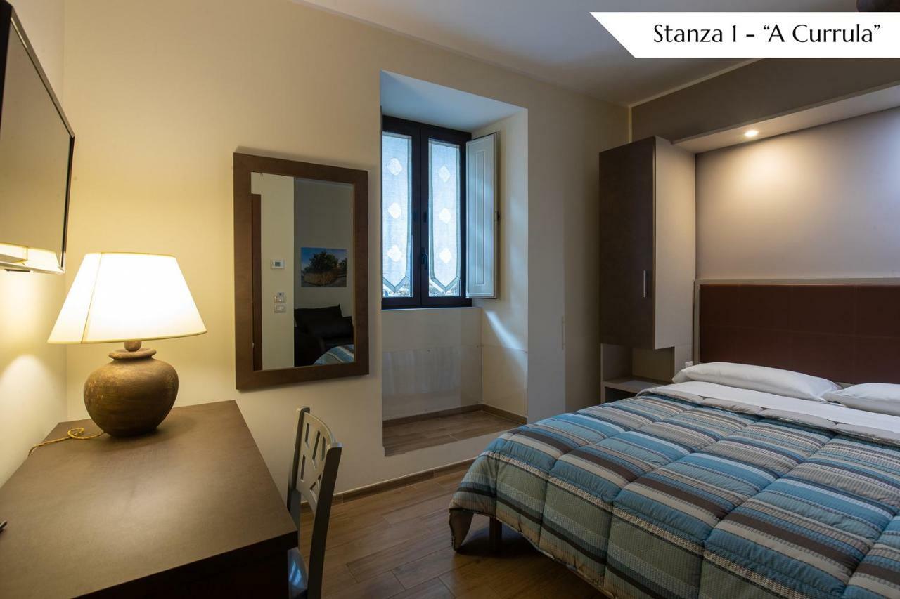 B&B Loreto Sant'Angelo di Brolo Esterno foto